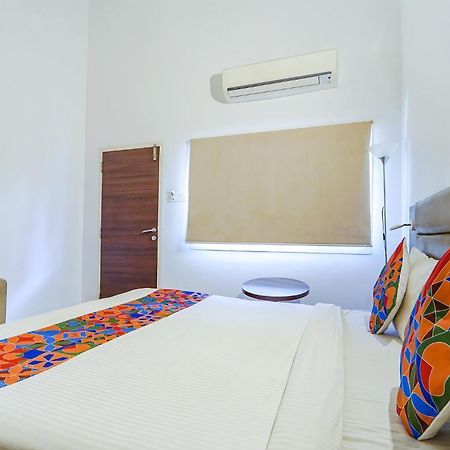 פונדיצ'רי Fabexpress Le Aham Boutique - Auroville Beach - 600M מראה חיצוני תמונה