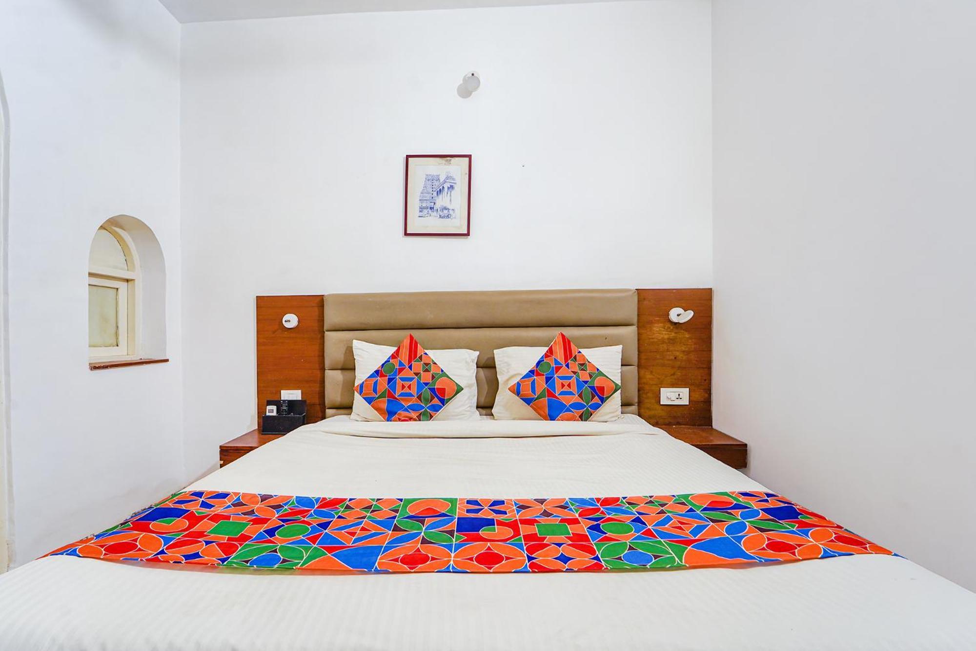 פונדיצ'רי Fabexpress Le Aham Boutique - Auroville Beach - 600M מראה חיצוני תמונה